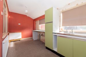 Kitchen diner- click for photo gallery